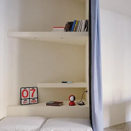 Casa Celeste Minicasa Vicino Allo Stadio San Siro מילאנו